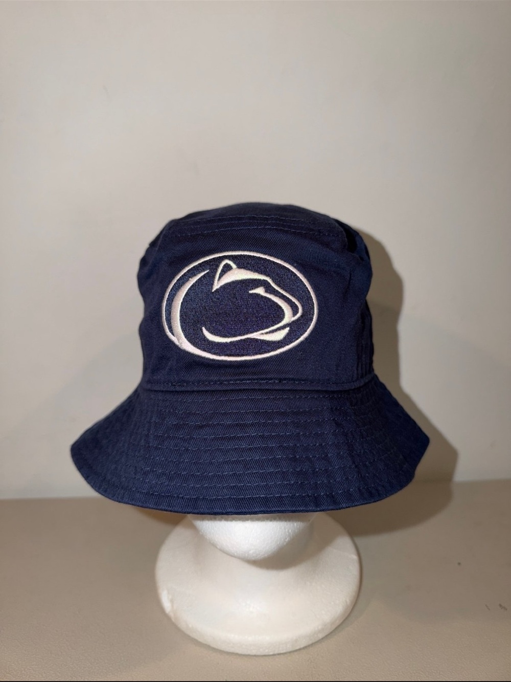 Penn State Nittany Lions Bucket Hat. Size Small (NWTS)
